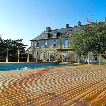 Oda ve Kahvaltı Chateau Les Cedres