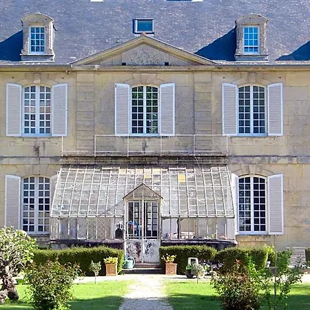 Chateau Les Cedres 4*