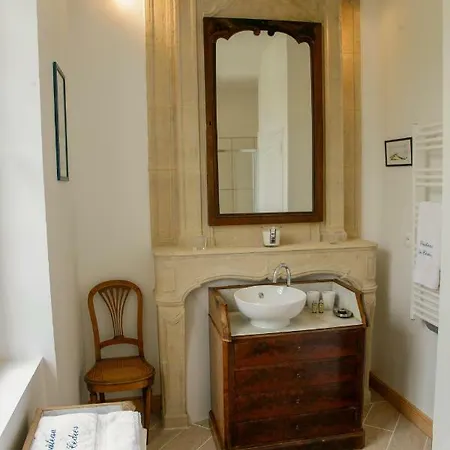 Chateau Les Cedres 4*