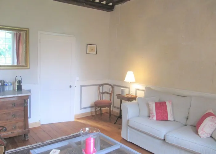 Chateau Les Cedres 4*