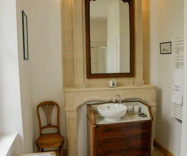 Chateau Les Cedres 4*